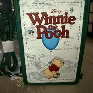 Loungefly Disney Winnie the Pooh Green and Cream Wallet